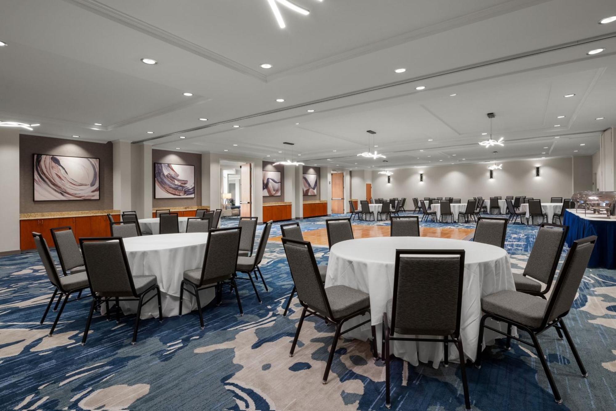 Delta Hotels By Marriott Colonial Heights Dış mekan fotoğraf