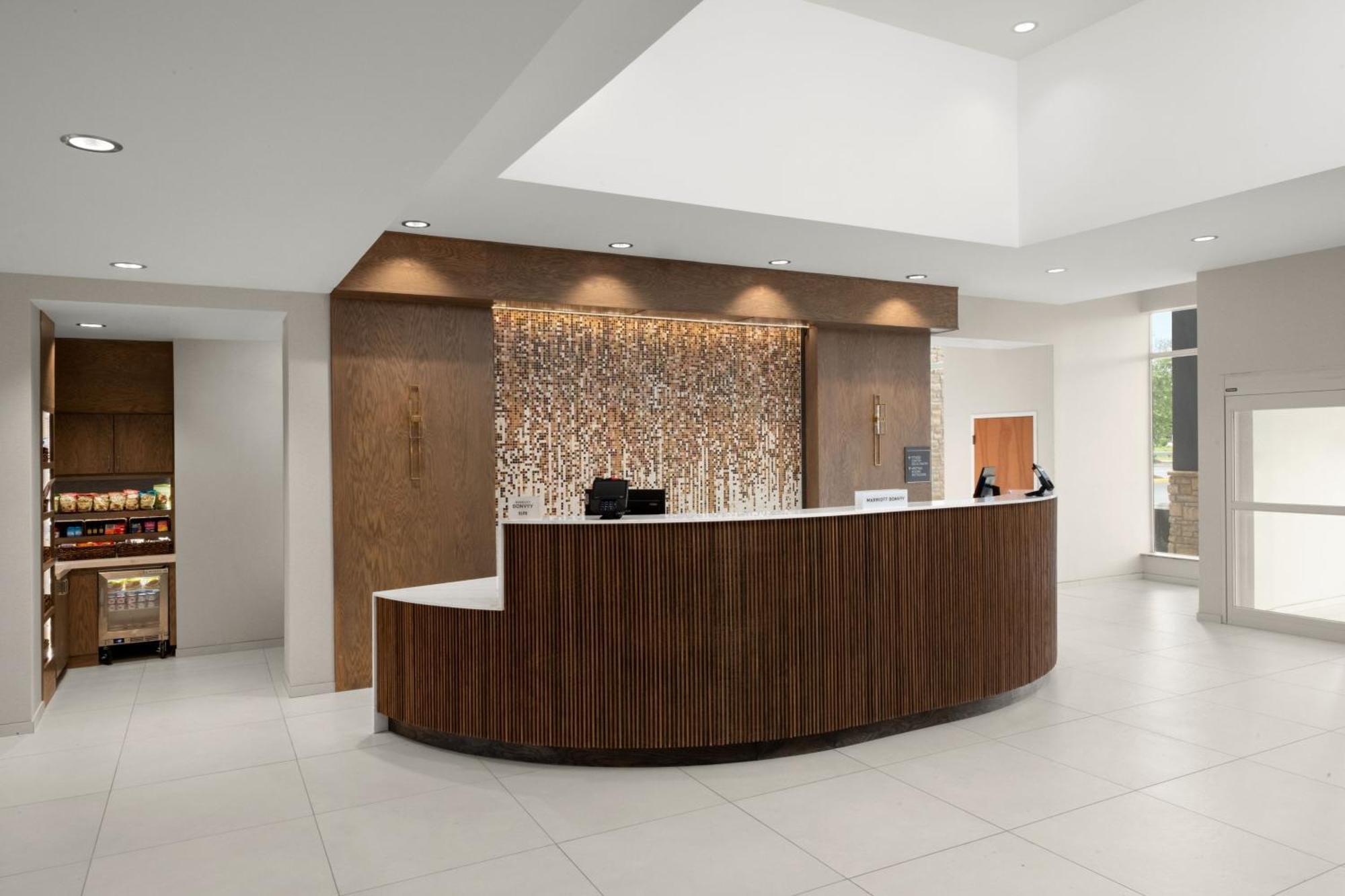 Delta Hotels By Marriott Colonial Heights Dış mekan fotoğraf