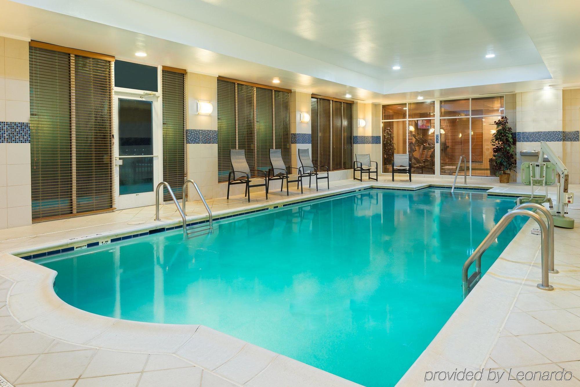 Delta Hotels By Marriott Colonial Heights Dış mekan fotoğraf