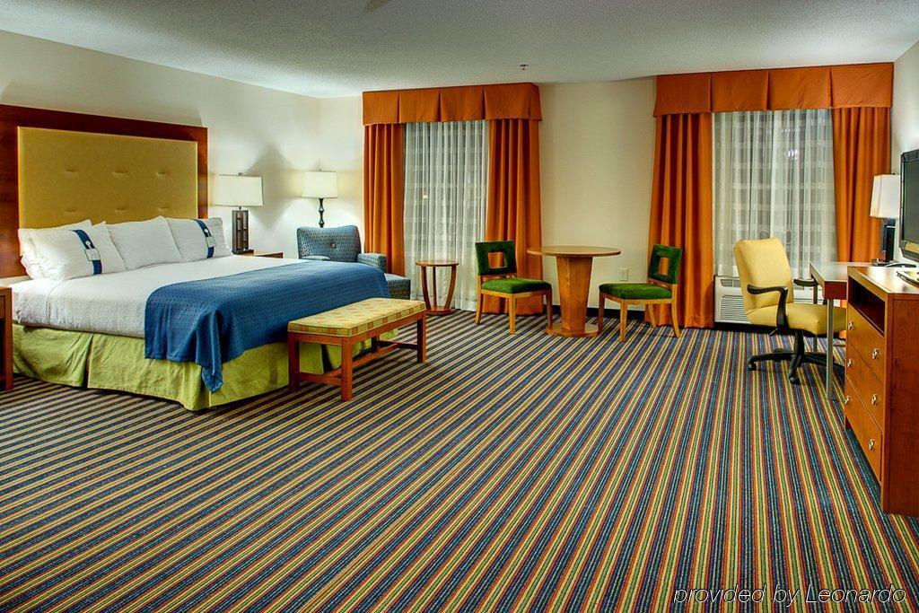Delta Hotels By Marriott Colonial Heights Oda fotoğraf